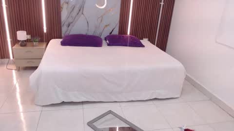 AIXA  online show from 09.09.25