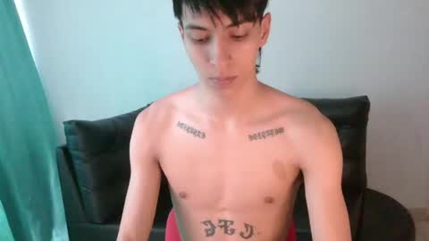 Snapshot of ajhoansebastian94 chatting on 05.04.26 SebasT-sex online show from 05.04.26
