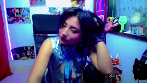 Akai Kraz  online show from 12.11.24