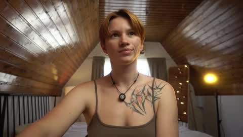 Akaneiro online show from 09.15.25