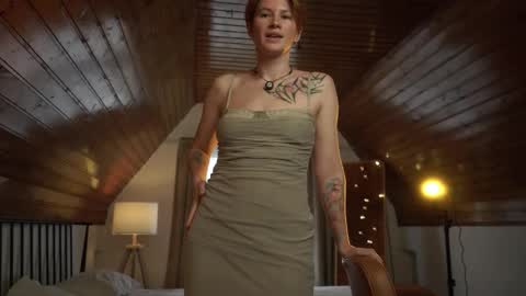 Akaneiro online show from 10.13.25