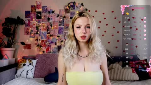 Akari online show from 04.04.26