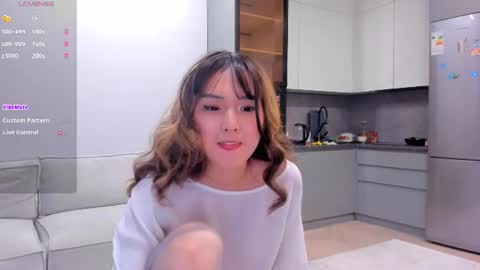 Snapshot of akari_star chatting on 06.18.26 Akari online show from 06.18.26