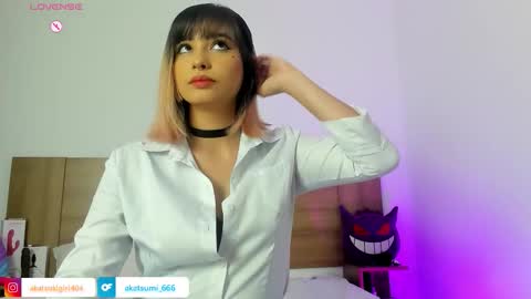 Snapshot of akatsumi_ chatting on 09.25.25 Akartsumi online show from 09.25.25