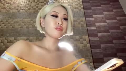 Snapshot of akemi_jp chatting on 03.09.25 Akemi online show from 03.09.25