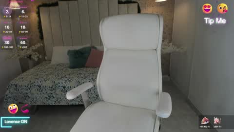 Luna online show from 01.14.25