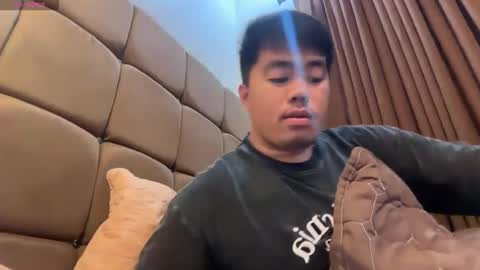 Snapshot of akihiro_morningstar chatting on 04.05.26 Dave online show from 04.05.26