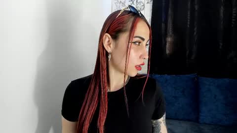 Snapshot of akila_clive chatting on 04.24.26 carolina online show from 04.24.26