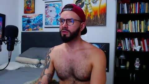 akiles online show from 10.10.25