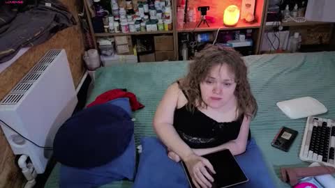 Natalie online show from 11.23.25