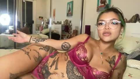 Snapshot of akirazayy chatting on 02.02.26 Akira Zay online show from 02.02.26