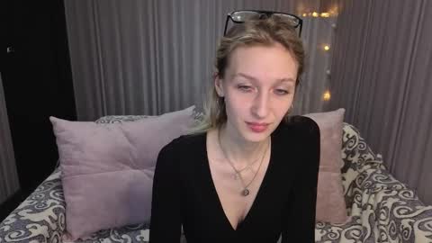 akiro_kim online show from 02.11.26