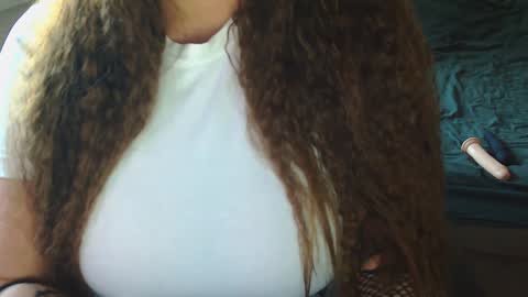 Snapshot of alabama1_ chatting on 12.17.24 Alisha online show from 12.17.24