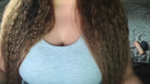 Snapshot of alabama1_ chatting on 12.25.24 Alisha online show from 12.25.24