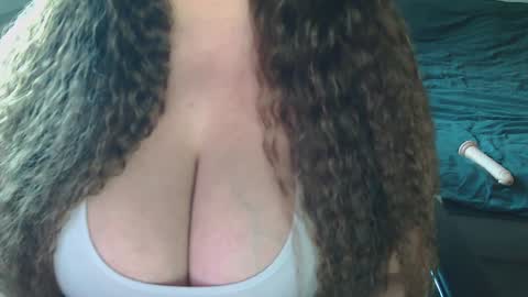 Snapshot of alabama1_ chatting on 02.05.25 Alisha online show from 02.05.25