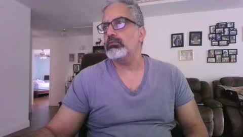 Snapshot of aladdin31673 chatting on 05.10.26 aladdin31673 online show from 05.10.26