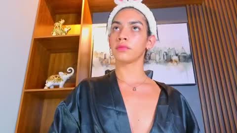 Snapshot of alahia__rodriguez chatting on 05.21.26 Alahia Rodriguez online show from 05.21.26