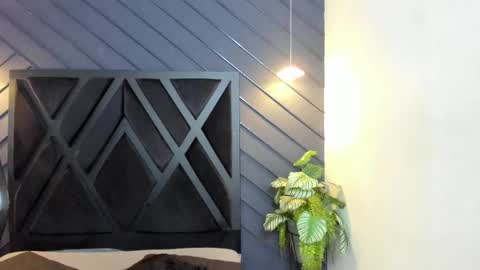 ALAHIA online show from 09.18.25