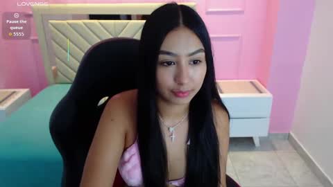  A L A H I A  online show from 10.01.25