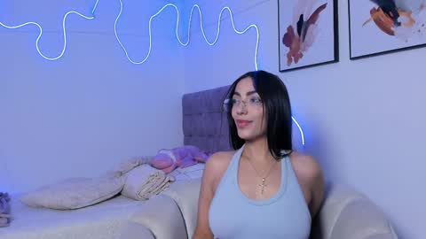 Snapshot of alaia_alegria chatting on 04.01.26 Alaia Alegria online show from 04.01.26