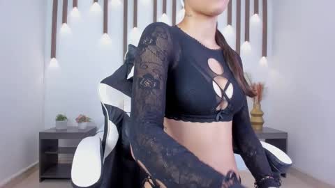 Snapshot of alaia_bridge chatting on 10.29.25 A L A I A online show from 10.29.25