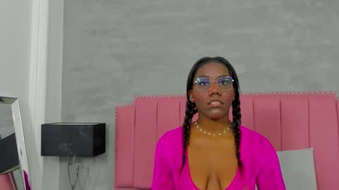 alaia_colins online show from 11.24.25