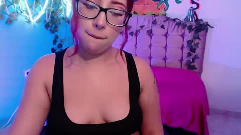 Snapshot of alaia_rossetti chatting on 04.14.26 alaia online show from 04.14.26