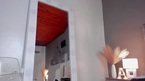  Alaia  online show from 02.05.25