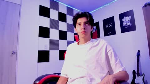 Alan Boy online show from 10.18.25