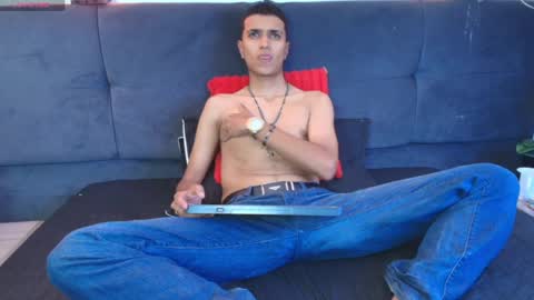 Snapshot of alan_colthon chatting on 05.24.26 alan_colthon online show from 05.24.26