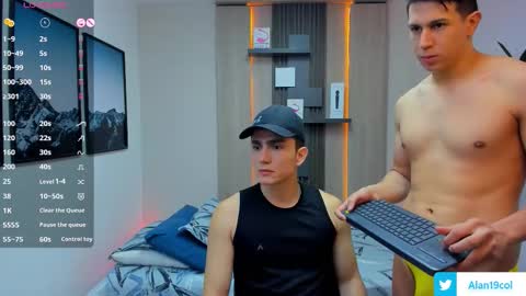 Alan  Kevin can we reach 100 thumbs up please guys  online show from 02.03.26