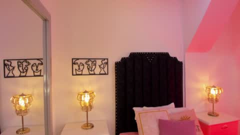 alana_2916 online show from 12.27.24