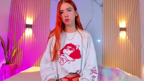 A L A N A  online show from 10.17.25