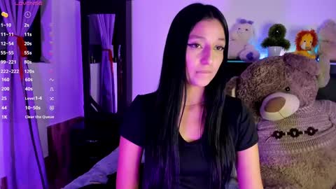 Alana  online show from 11.21.25