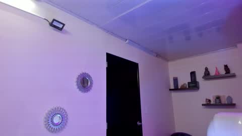 Maeve  online show from 12.30.24