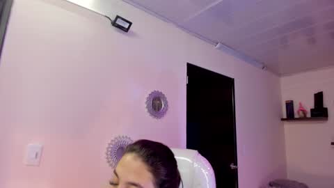 Maeve  online show from 02.04.25