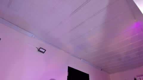 Maeve  online show from 02.14.25