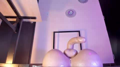 Maeve  online show from 02.24.25