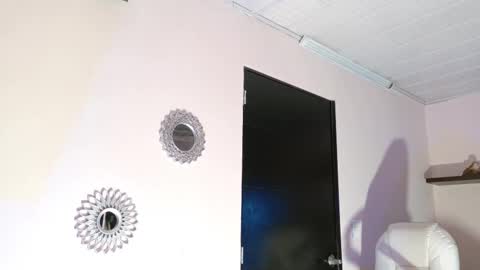 Maeve  online show from 10.05.25