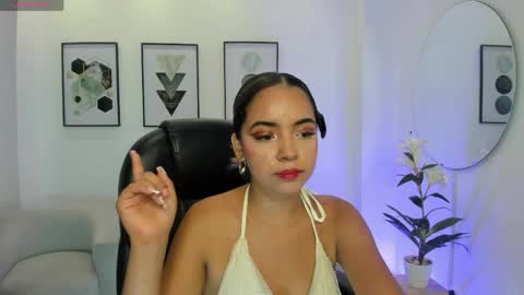 Snapshot of alana_martiins chatting on 04.09.26 alana online show from 04.09.26