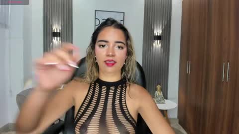 Snapshot of alana_martiins chatting on 05.22.26 alana online show from 05.22.26