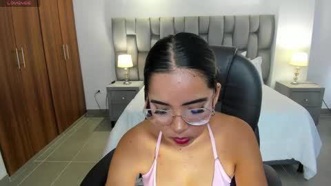Snapshot of alana_martiins chatting on 06.01.26 alana online show from 06.01.26