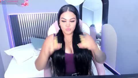 Snapshot of alana_roggers_ chatting on 09.29.25 Alana Rogers online show from 09.29.25