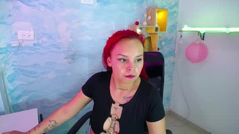 Snapshot of alana_roth chatting on 01.03.25 ALANA ROTH online show from 01.03.25