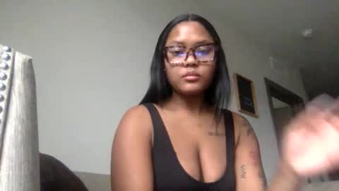 Snapshot of alanaaheartttt chatting on 11.11.25 alanaaheartttt online show from 11.11.25