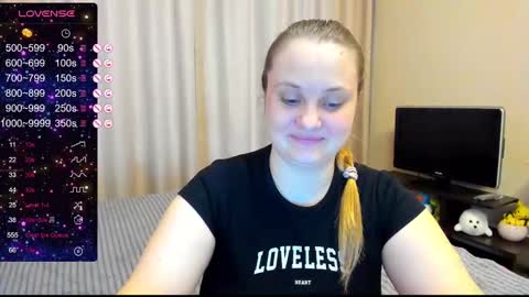 Snapshot of alanabrox chatting on 01.23.25 Julia online show from 01.23.25