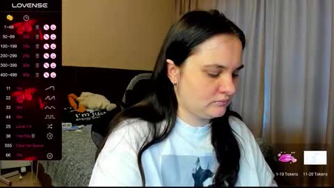 Snapshot of alanabrox chatting on 09.09.25 Julia online show from 09.09.25