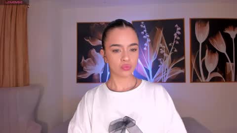 Alana online show from 09.21.25