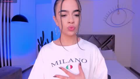 Alana online show from 11.11.25