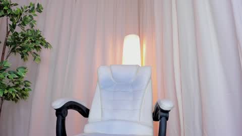 Alana silvana online show from 01.28.25